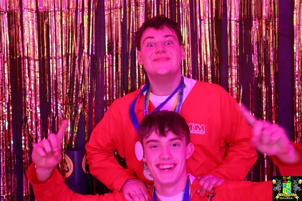 ../Images/Jeugd Opwarmbal Photobooth 152.jpg